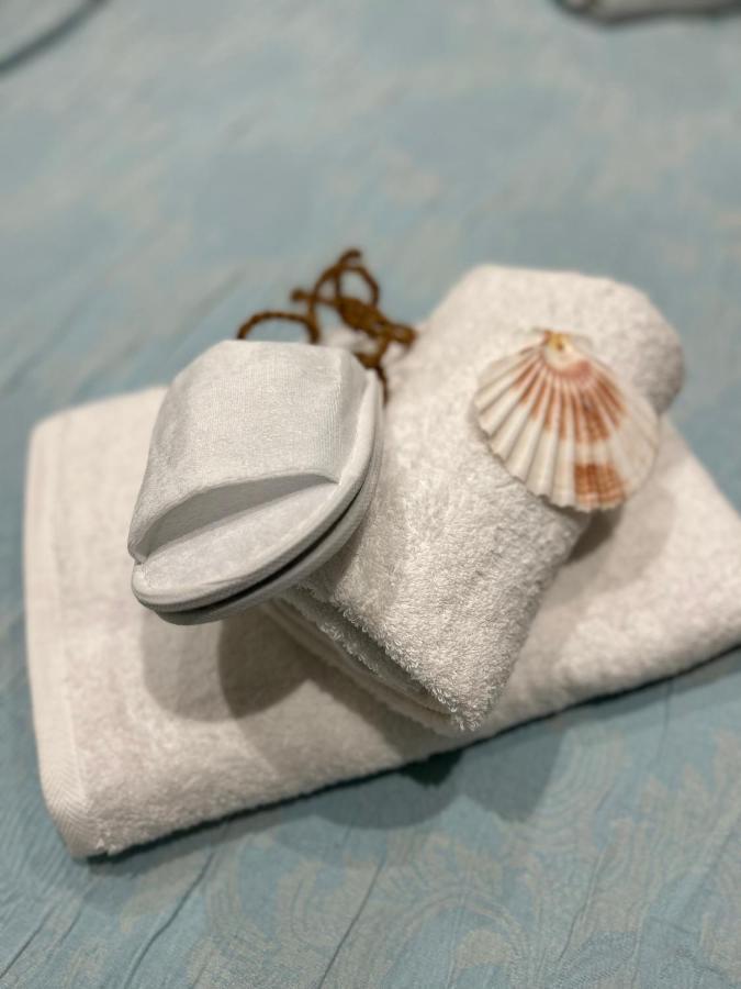 Calliopes By The Sea Boutique Suites Paralia Dionysiou Exterior foto